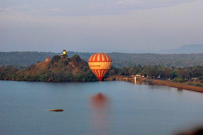 08 Nights in Magical Sri Lanka - Sunrise, bridges, waterfalls, and the south coast