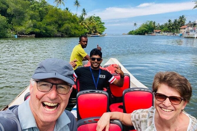 10 Days Sri Lanka Tour with Sujeewa - Day 2: Birds, elephants, and lunch in Minneriya