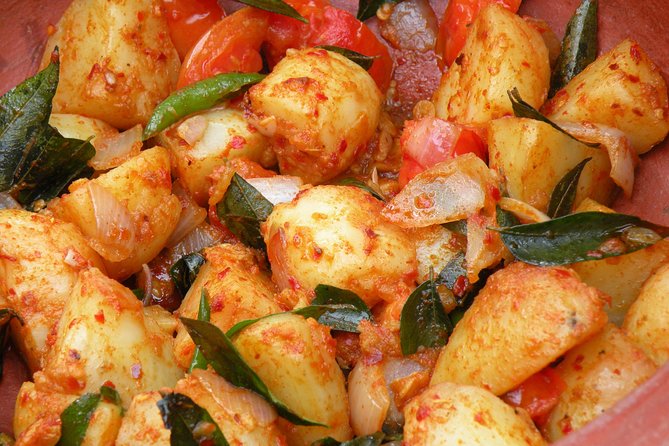 3 hour cooking experience - Sambols bring freshness and contrast