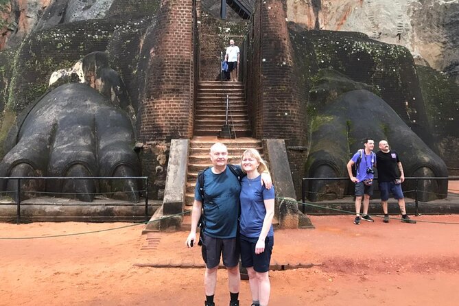 4 Days Amaizing Classic Mini Tour Sri Lanka - Day 2: Dambulla, Lion Rock, and evening culture