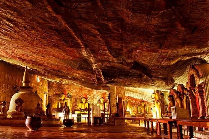 4 Days of Discovery and Delight in Sri Lanka - Day 1: Dambulla, Sigiriya, and elephants at Minneriya