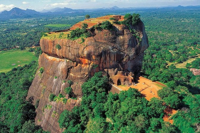 4 Days Private Tour In Sri Lanka - Day 4: Colombo, then back to the airport