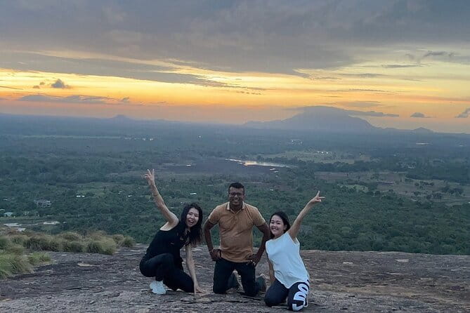 7 Days Private Guided Tour in Sri Lanka - Day 2: Spices, gems, Kandy views, and dancing