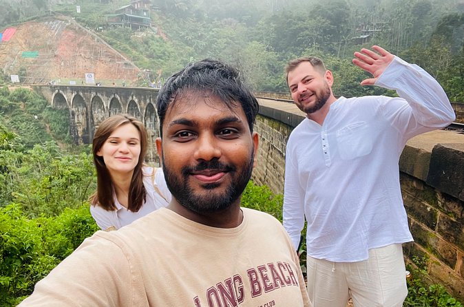 7 Days Sri Lanka Safari Tour - Day 7: A short farewell transfer to the airport