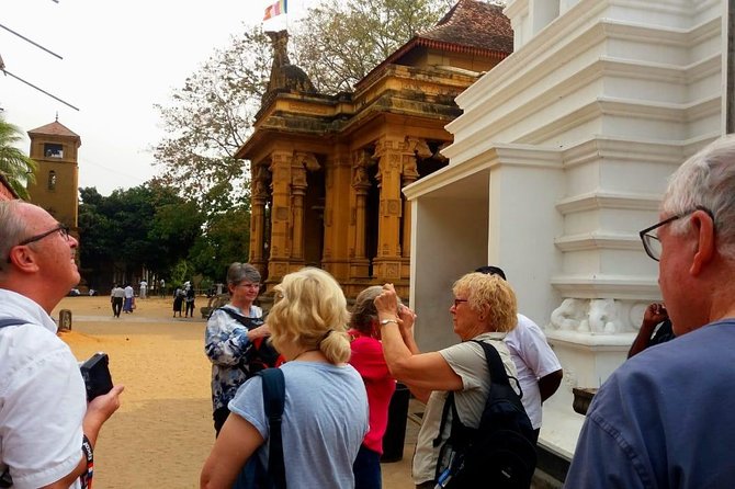Airport Layover Colombo City tour - St Lucia’s Cathedral and Colombo’s Christian heritage