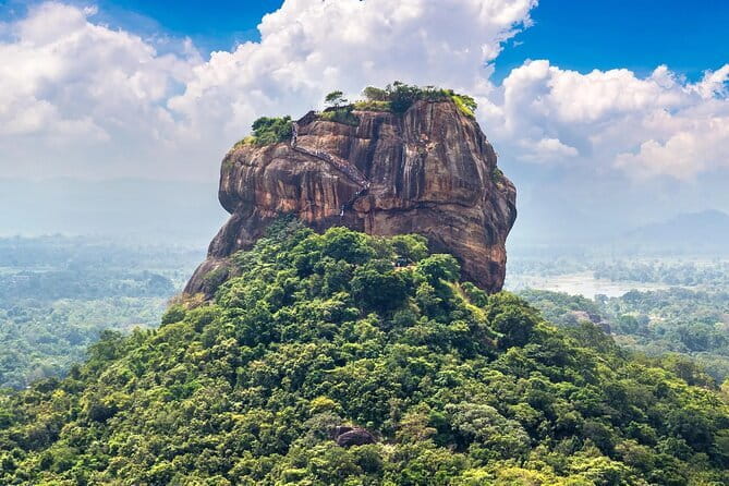 Airport Taxi Transfers from Colombo Airport to Sigiriya - Key points to know before booking