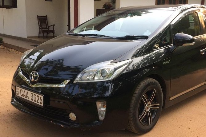 Airport Transfer to/from Anywhere - Colombo, Negombo, Galle, and Kandy options