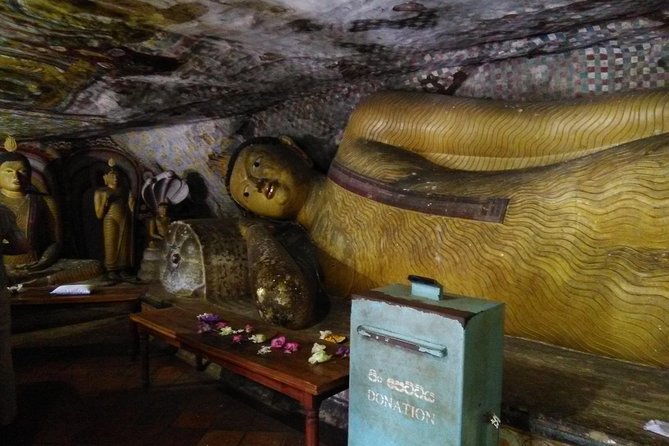 All inclusive Private day trip Sigiriya and Dambulla caves with more - The spice garden and Kurunegala Buddha