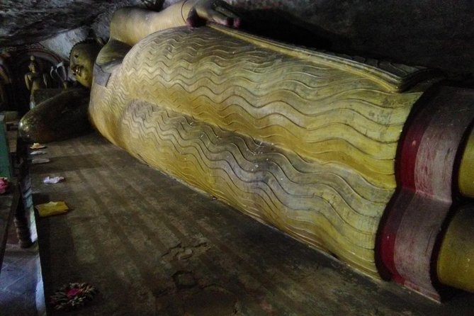 All inclusive Private day trip Sigiriya and Dambulla caves with more - Leaving Colombo at 6:00 a.m.