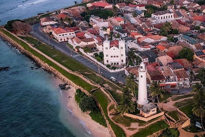 Best Of Sri lanka Tour (06 Days 05 Nights) - Kandy- N.Eliya -Bentota-Colombo - Turtles, Madu Ganga, and the old walls of Galle
