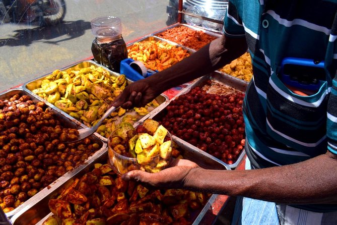 City Tour in Colombo - Independence Square and two coastal views