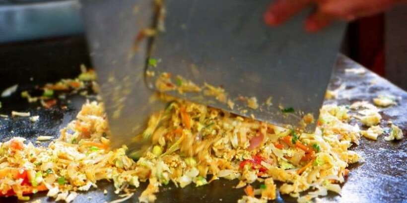 Colombo: All Inclusive Street Food Tour - Falooda, ginger beer, and local drinks
