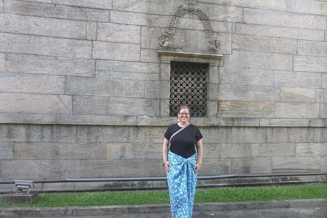 Colombo by Tuk Tuk – Sightseeing Entry Fees included - Wolvendaal Church and the Floating Market