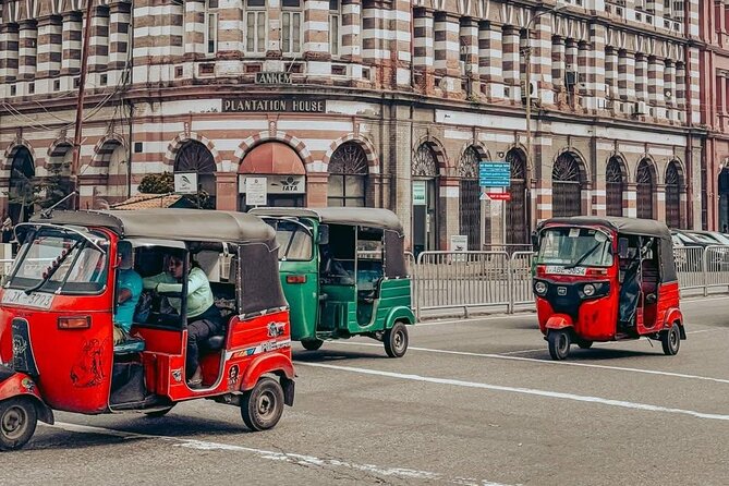 Colombo by Tuk Tuk – Sightseeing Entry Fees included - What the $35 group price really delivers