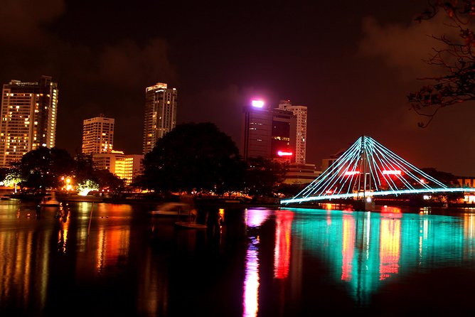 Colombo City Day Tour - A Quiet Platform on Beira Lake