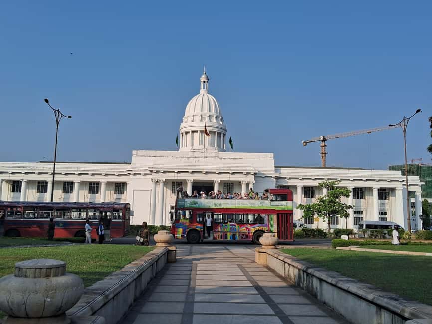 Colombo: City Sightseeing Tour by Car with Driver-Guide - Colombo Fort, the clock tower, and the sea