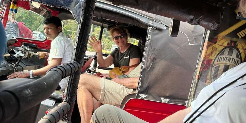 Colombo: City Sightseeing Tour by Tuk-Tuk with Pickup - Key points to know before booking