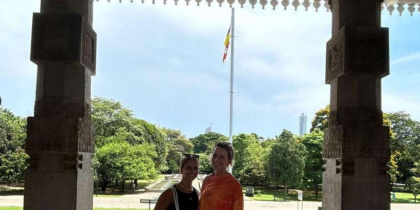 Colombo: City Tour by Tuk Tuk with Pickup - All Inclusive - Sri Kailawasanathan Swami Temple brings a different visual language