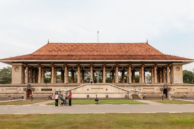 Colombo City Tour With Historical Places ( All Inclusive ) - Town Hall and Independence Square add breathing room