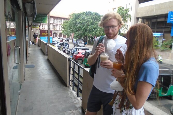 Colombo Express Food Tour with 9 + Tastings - Colombo’s market stop and the city between meals