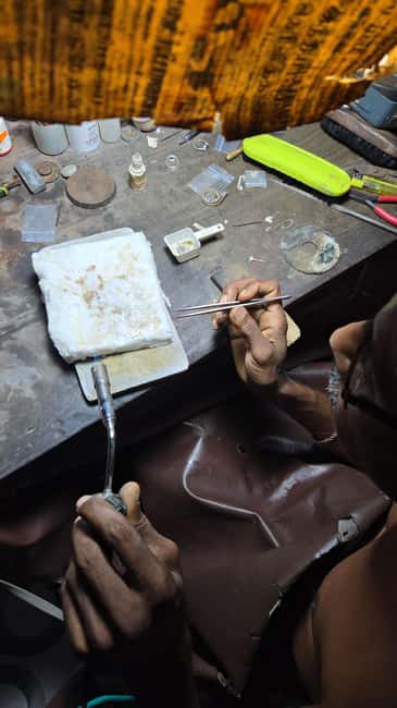 Colombo: Jewelry Workshop Experience 3-6 Hours-Free Jewelry - Three hours of tools, design, and basic techniques