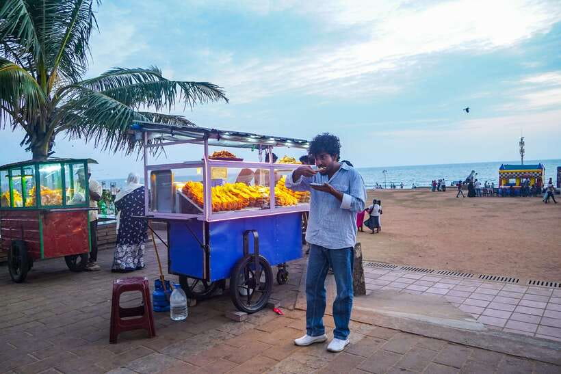 Colombo Local Food Tour by Tuk Tuk – All Inclusive - What the guide adds to the meal