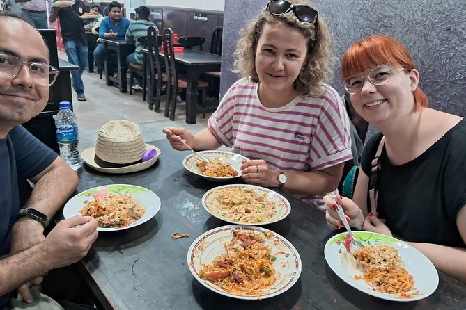 Colombo local Food Tour &City Tour by TukTuk All food Included - Colombo by tuk-tuk, with a meal along the way