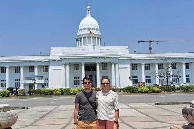 Colombo local Food Tour &City Tour by TukTuk All food Included - A second Colombo food moment