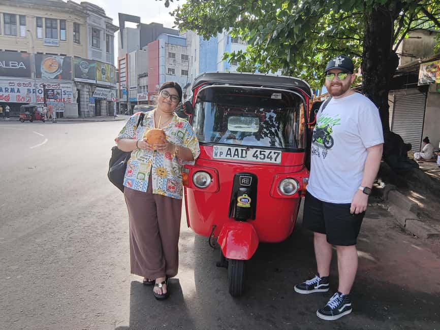 Colombo: Private City Tour by Tuk tuk - All Inclusive - Gangaramaya Temple and Beira Lake