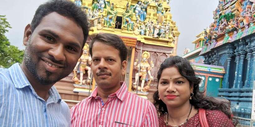 Colombo: Private City Tour by Tuk Tuk with Hotel Pickup - Pettah: one hour of markets and local shopping