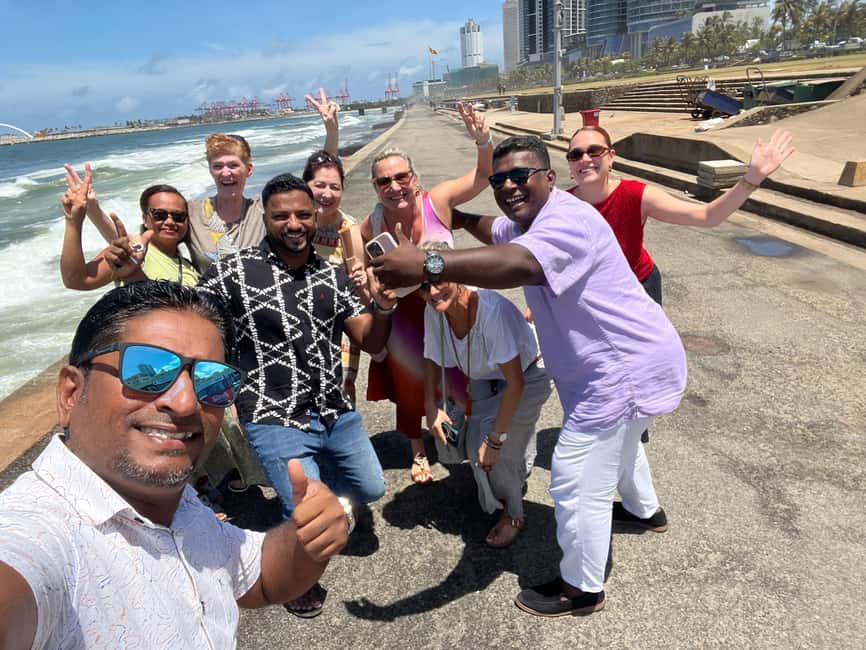 Colombo: Private City Tour by Tuk Tuk with Hotel Pickup - What the guide adds to the day