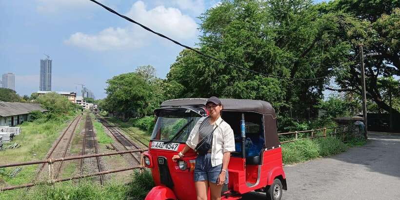 Colombo Private Guided City Tour by Tuk Tuk - All Inclusive - Key points at a glance