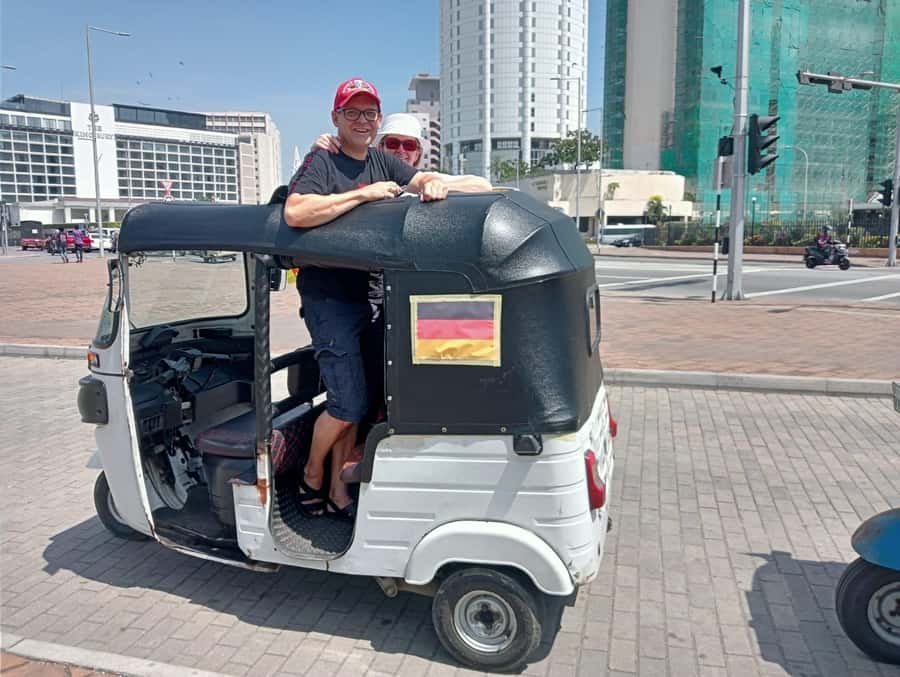 Colombo: Private Guided Tour of the City by Tuk-Tuk - Pettah Market: Colombo’s Most Energetic Stop