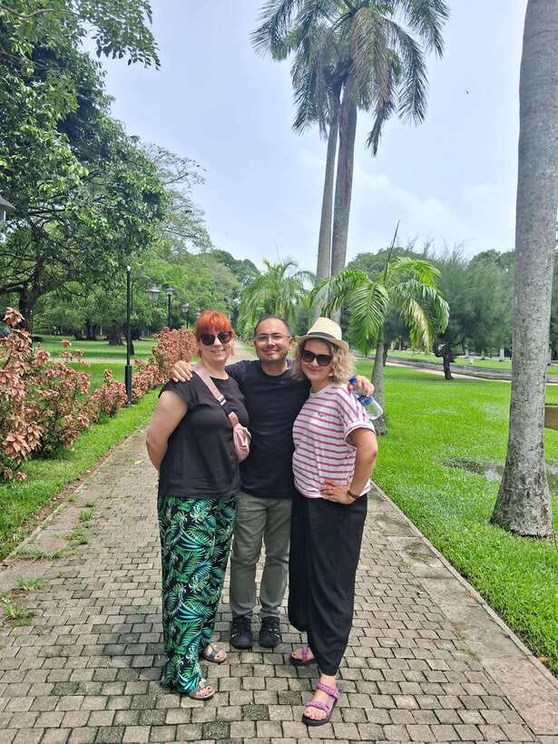 Colombo: Private Guided Tuk Tuk City Tour with Hotel Pickup - Why a tuk tuk works well in Colombo