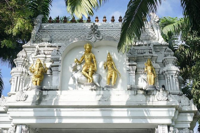 Colombo Private guideTour byTuk Tuk Morning Evening All inclusive - Wolfenden Church and the return through the old city