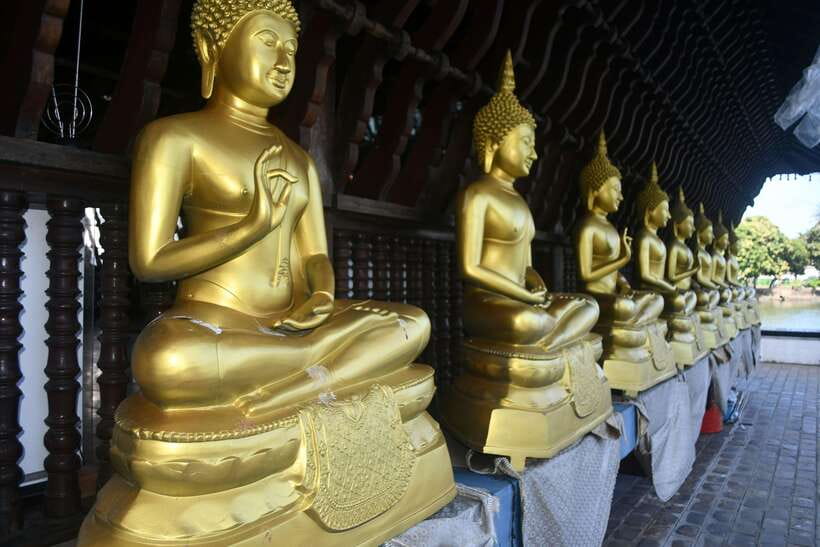 Colombo Shore Excursion, History Legacy and hidden gems - One Galle Face Mall and the modern city