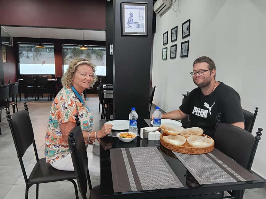 Colombo: Tastiest Local Food Tour by Tuk-Tuk Meals Included - Why this food tour works as a first evening in Colombo