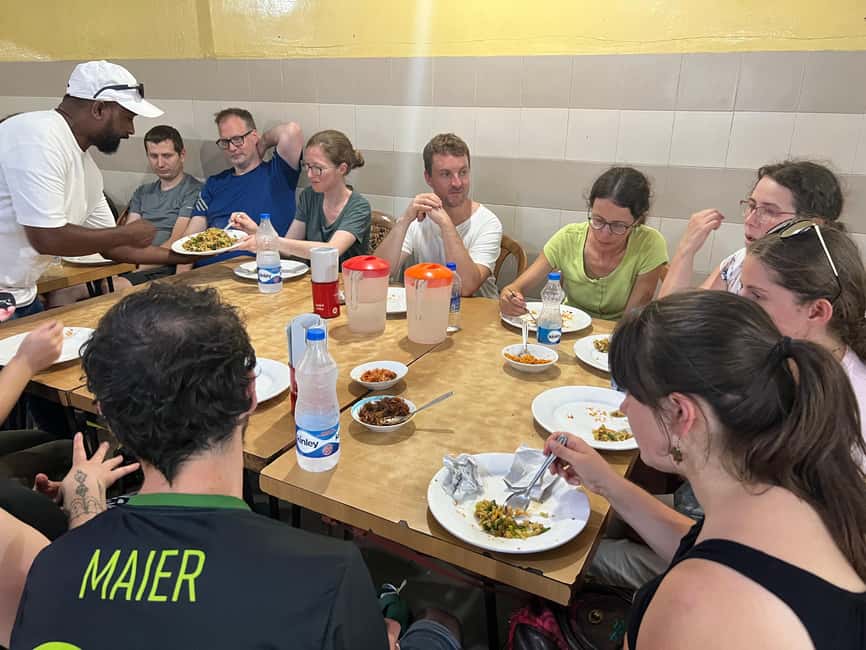 Colombo: Tastiest Local Food Tour by Tuk-Tuk Meals Included - Kottu roti brings the sound and spectacle