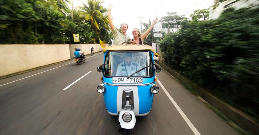 Colombo: Tuk Tuk City Highlights Tour with Lunch - Who will get the most from this tour