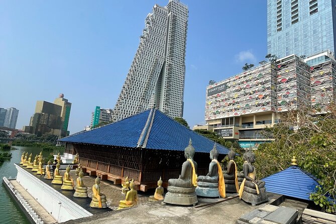 Colombo Tuk Tuk City Tour - Colonial Colombo and the maritime edge