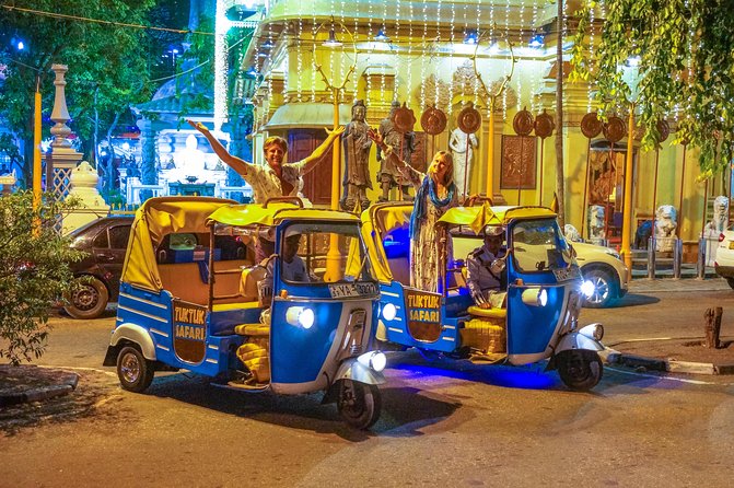 Colombo Tuk Tuk Safari - Colombo Fort links the modern city to its past