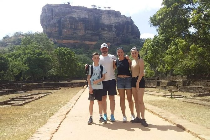 Dambulla & Sigiriya Day Tour from Colombo / Negombo with Lunch - A very early start from Colombo or Negombo
