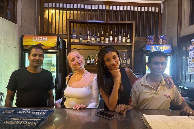 Dodgy Bar Tour in Colombo - About the two-hour timing