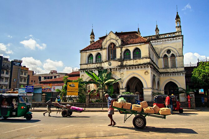 Explore Colombo by Tuk Tuk – All Entry Fees Included - Gangaramaya Temple opens the cultural side
