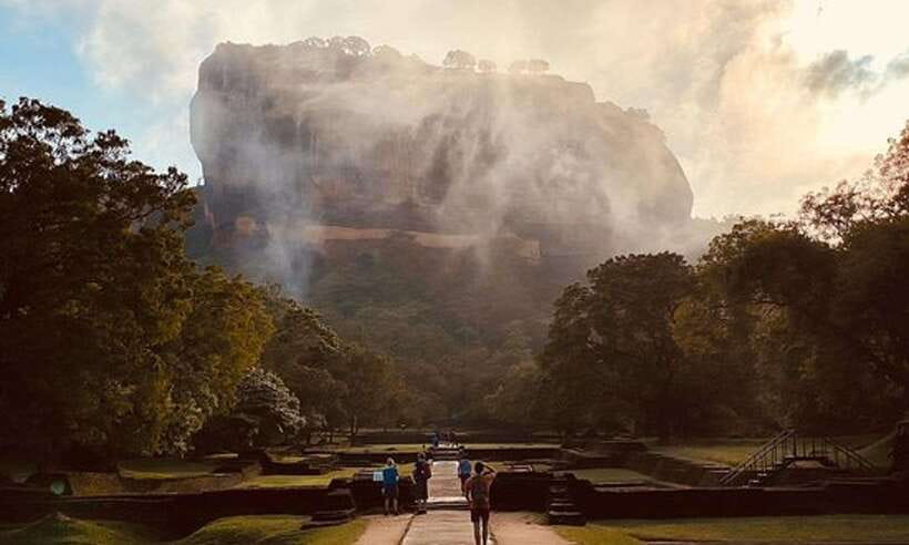 From Colombo: Sigiriya Rock Sunrise Climb with Dambulla … - Climbing Sigiriya before dawn