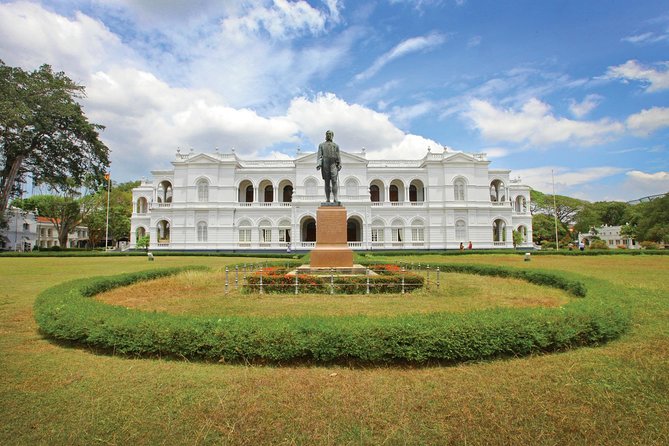 Full Day Colombo City Tour - National Museum and Colombo’s cultural story
