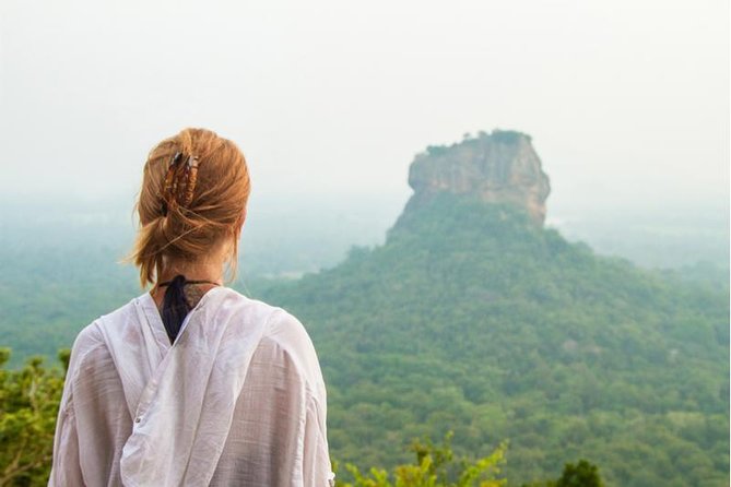 Full-Day Private Tour to Sigiriya and Dambulla - Climbing Sigiriya Rock Fortress