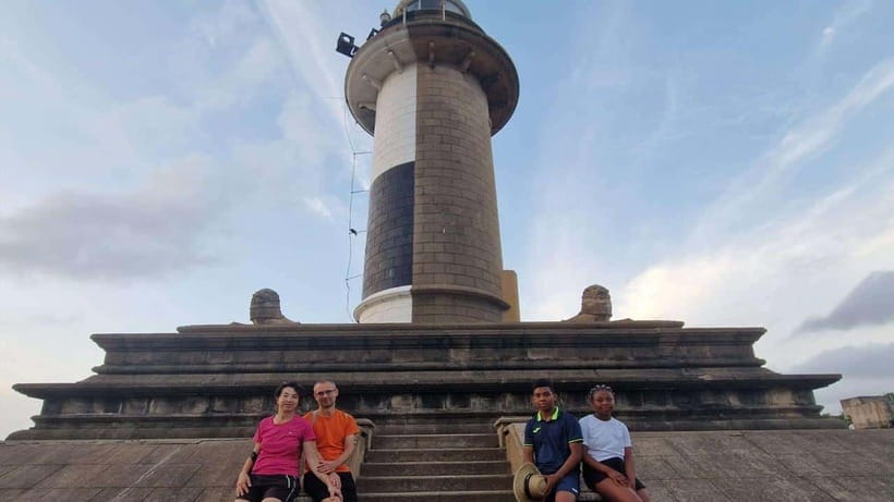 Personal Guided Colombo City Tour by Tuk Tuk - All Inclusive - Temples that show Colombo’s religious life