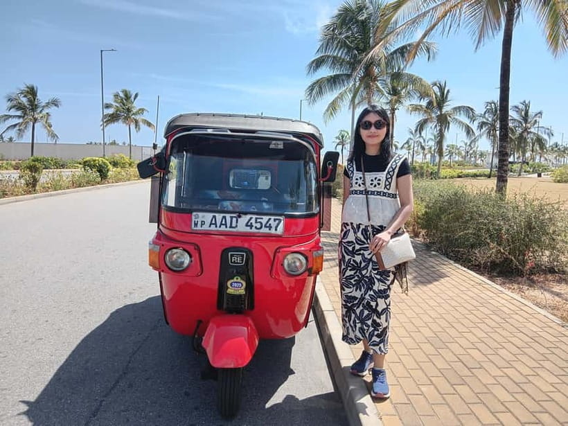 Personal Guided Colombo City Tour by Tuk Tuk - All Inclusive - Private tuk tuk travel: the good and the less comfortable