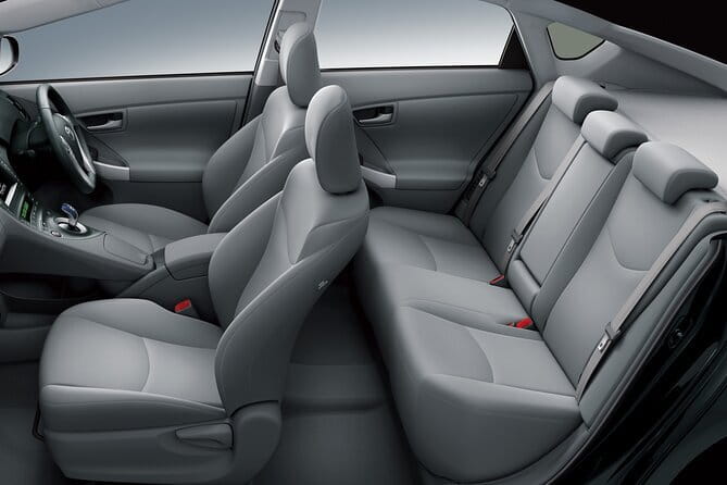 Private Car & English-Speaking Driver – Sri Lanka Island wide - Why a private car makes sense in Sri Lanka